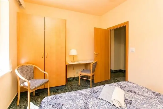 Apart Daire (Two-Bedroom Apartment with Terrace)