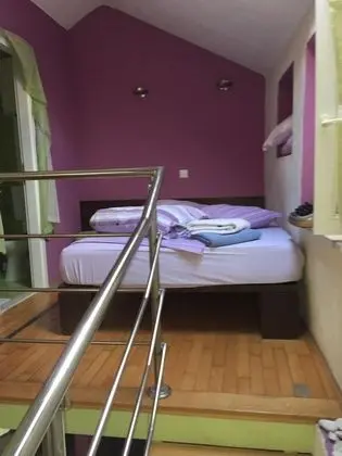 Apart Daire (Duplex Studio Apartment (Purple))