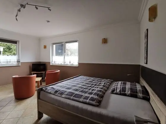 Economy Tek Büyük Yataklı Oda