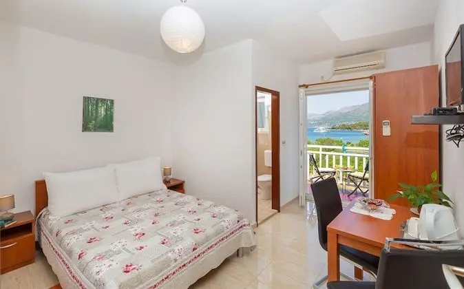 Oda, Balkon, Deniz Manzaralı
