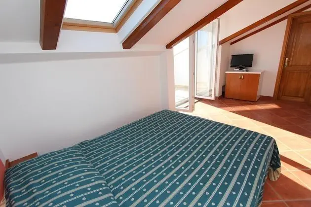 Stüdyo, 1 Çift Kişilik Yatak