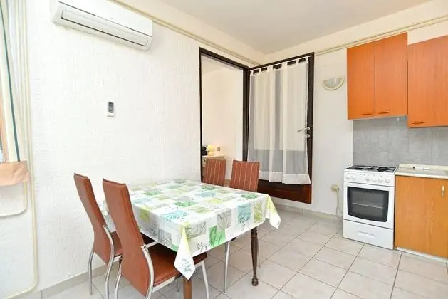 Apart Daire, 1 Yatak Odası (534/1276)