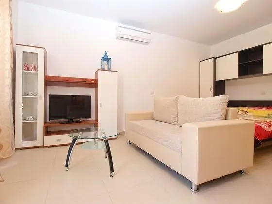 Apart Daire, 1 Yatak Odası (1299/12342)