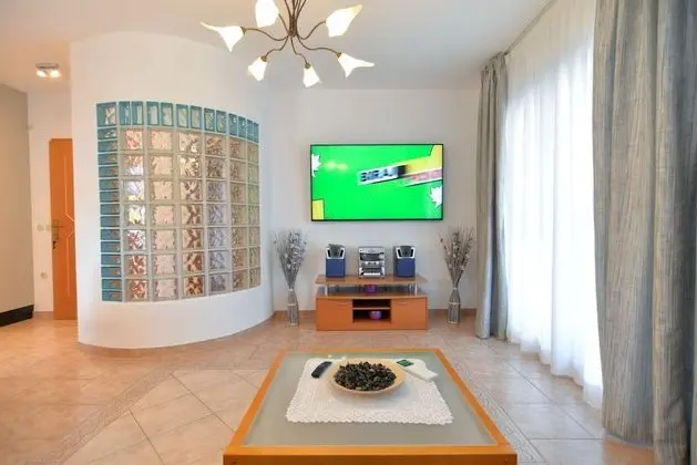 Apart Daire, 2 Yatak Odası (1299/12346)