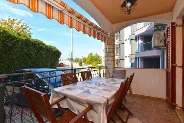 Apart Daire, 2 Yatak Odası (1299/12346)