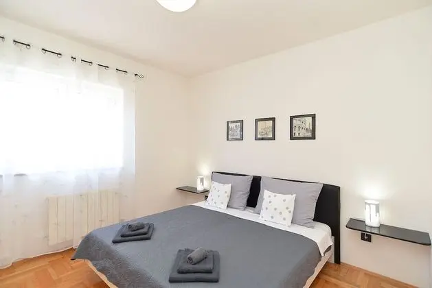 Apart Daire, 3 Yatak Odası (596/11102)