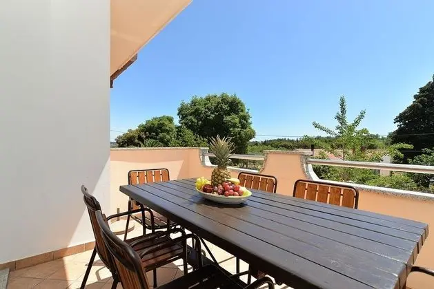 Apart Daire, 3 Yatak Odası (596/11102)