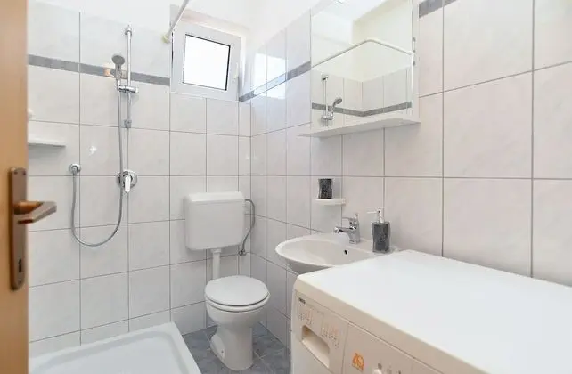 Apart Daire, 3 Yatak Odası (596/11102)