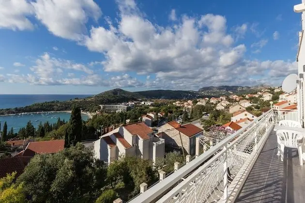 Apart Daire (Comfort Two Bedroom SeaView Apartment)