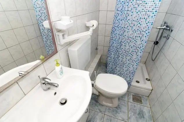 Apart Daire (One-Bedroom Apartment with Sea View 1)