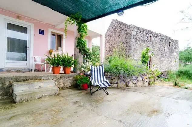 Apart Daire (One-Bedroom Apartment with Sea View 2)