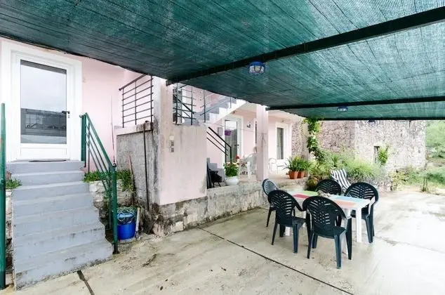 Apart Daire (One-Bedroom Apartment with Sea View 3)