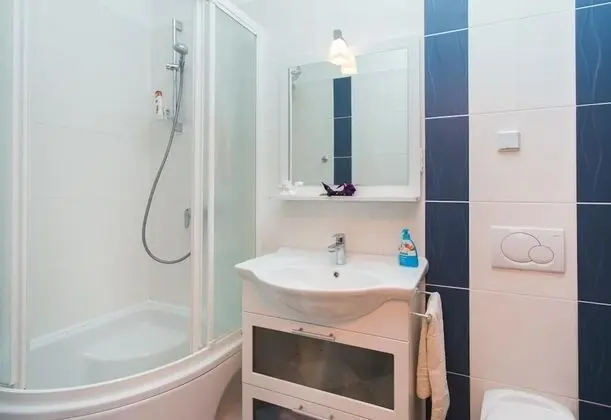 Stüdyo (Studio with Balcony)