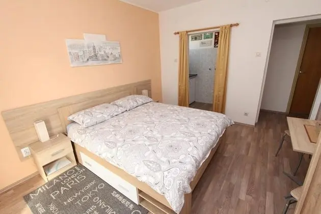 Stüdyo, Deniz Manzaralı