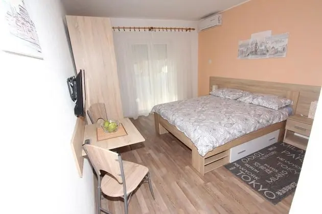 Stüdyo, Deniz Manzaralı