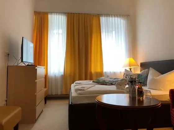 Comfort Apart Daire, 1 Yatak Odası, Mutfak, Bahçeli
