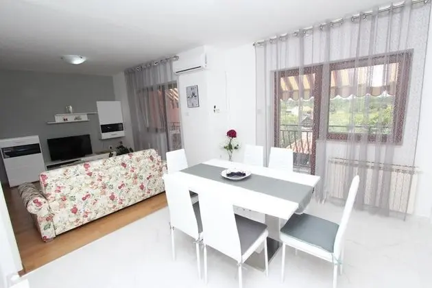 Apart Daire, 2 Yatak Odası, Balkon