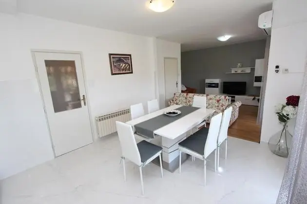 Apart Daire, 2 Yatak Odası, Balkon