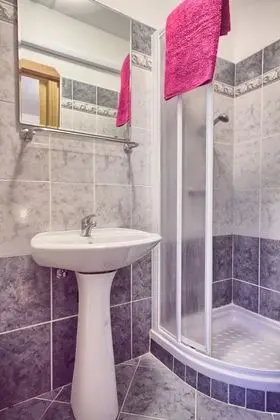 Apart Daire, 2 Yatak Odası, Sigara İçilmez