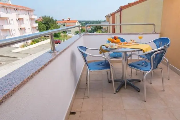 Comfort Apart Daire, 2 Yatak Odası, Balkon (1)