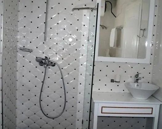 Apart Daire, 2 Yatak Odası, Balkon
