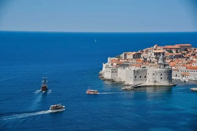 Apart Daire (Two bedroom Apartment with Terrace an)