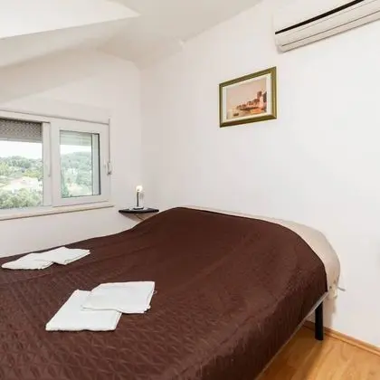 Apart Daire (Two Bedroom Apartment with Balcony)