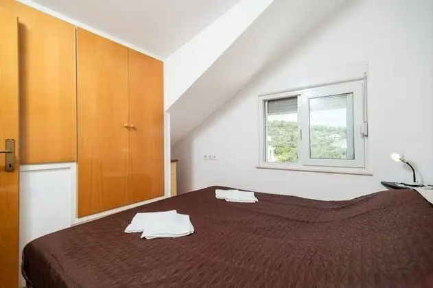 Apart Daire (Two Bedroom Apartment with Balcony)
