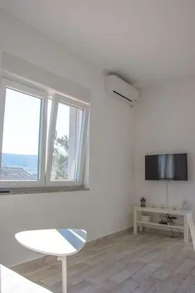 Apart Daire, Teras (Modern)
