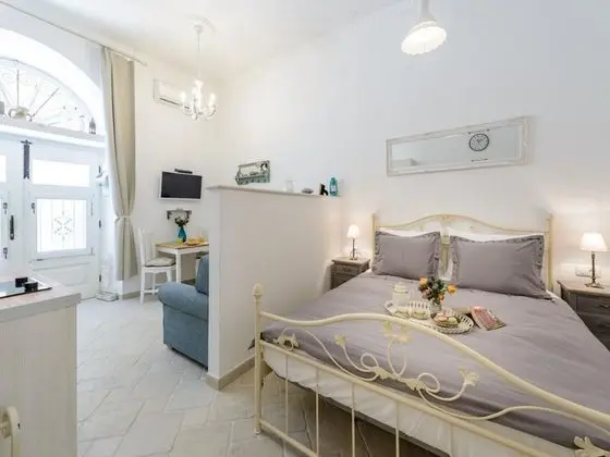 Stüdyo (Studio Apartment)