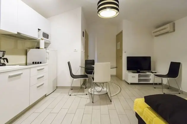 City Apart Daire, 1 En Büyük (King) Boy Yatak ve Çekyat