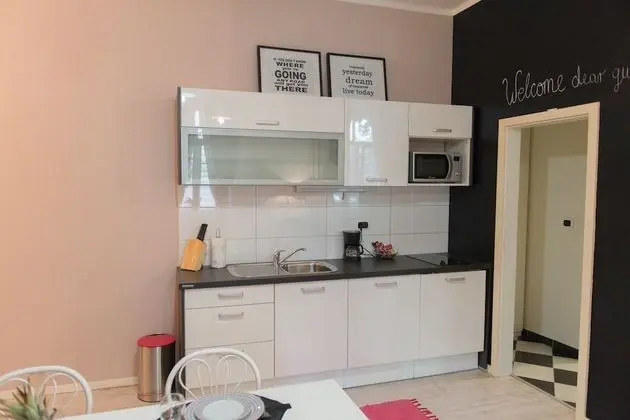 Apart Daire, Bahçe Manzaralı