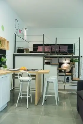 Apart Daire (Elevated Lounge Area)