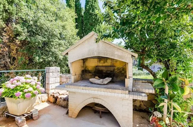 Apart Daire (One-Bedroom Apartment with Terrace (2)