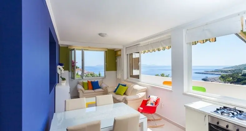 Apart Daire, Teras (KRISTINA)