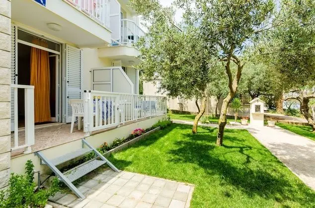 Stüdyo (Standard Studio with Terrace)