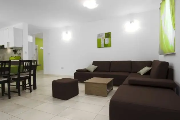 Apart Daire, 3 Yatak Odası, Bahçe Manzaralı (Rosemary)