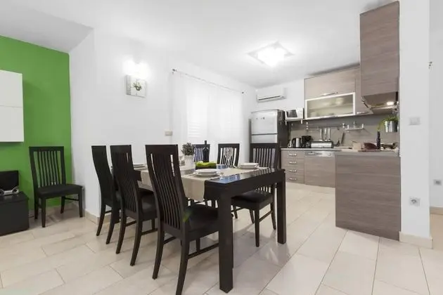 Apart Daire, 3 Yatak Odası, Deniz Manzaralı (Olive)