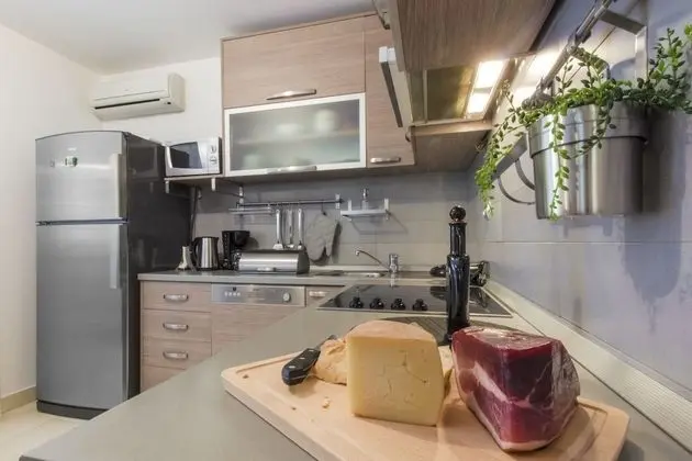 Apart Daire, 3 Yatak Odası, Deniz Manzaralı (Olive)