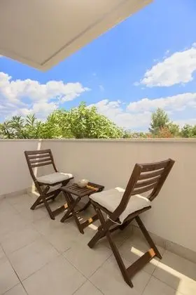 Apart Daire, 3 Yatak Odası, Deniz Manzaralı (Olive)