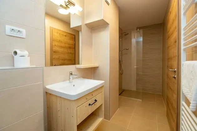 Apart Daire (Two bedroom apartment with Balcony (C)