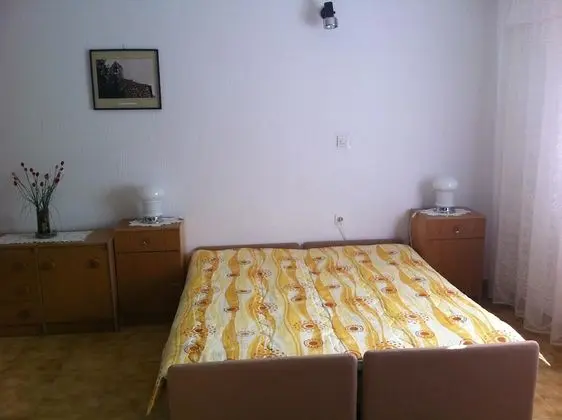 Apart Daire, 1 Çift Kişilik Yatak ve Çekyat