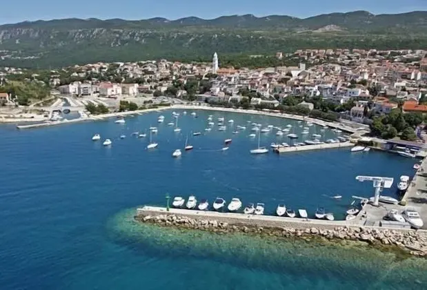 Apart Daire, 1 Çift Kişilik Yatak ve Çekyat