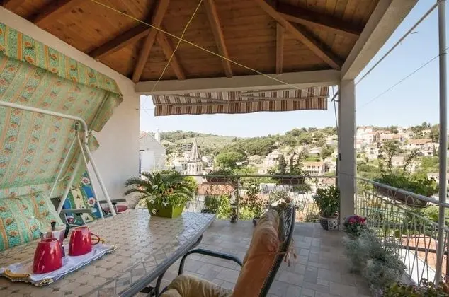 Apart Daire (One-Bedroom Apartment A2)