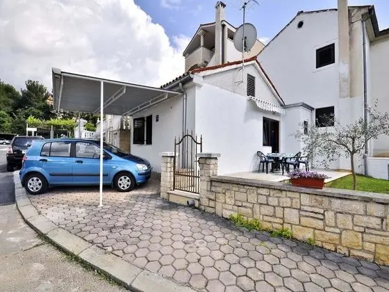 Apart Daire, 1 Çift Kişilik Yatak ve Çekyat