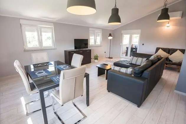 Apart Daire, 2 Yatak Odası (992/10641)