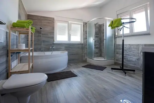 Apart Daire, 2 Yatak Odası (992/10641)