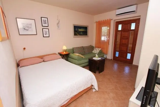 Comfort Stüdyo, Teras