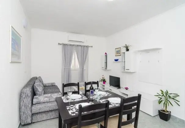 Apart Daire With Balcony
