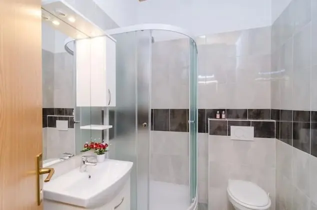 Stüdyo (Studio Apartment with Balcony and Cit)